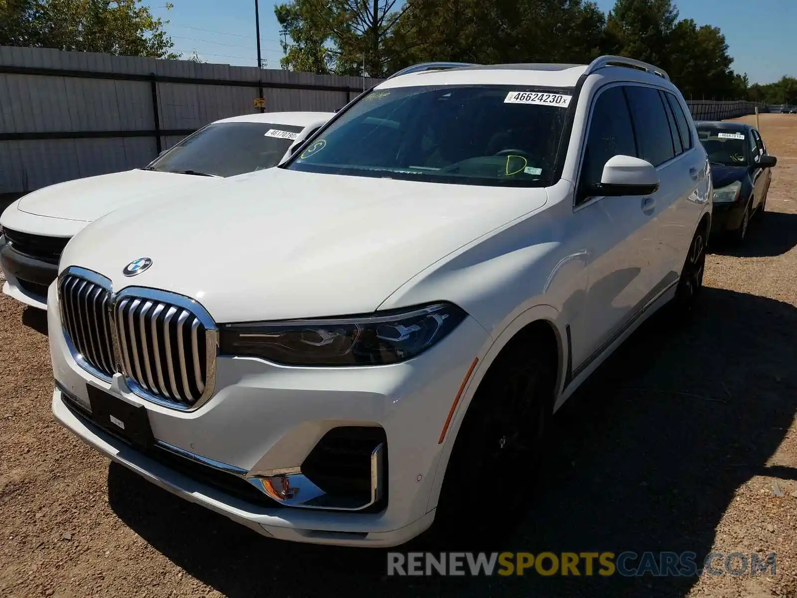 2 Photograph of a damaged car 5UXCW2C05L9C02711 BMW X7 XDRIVE4 2020