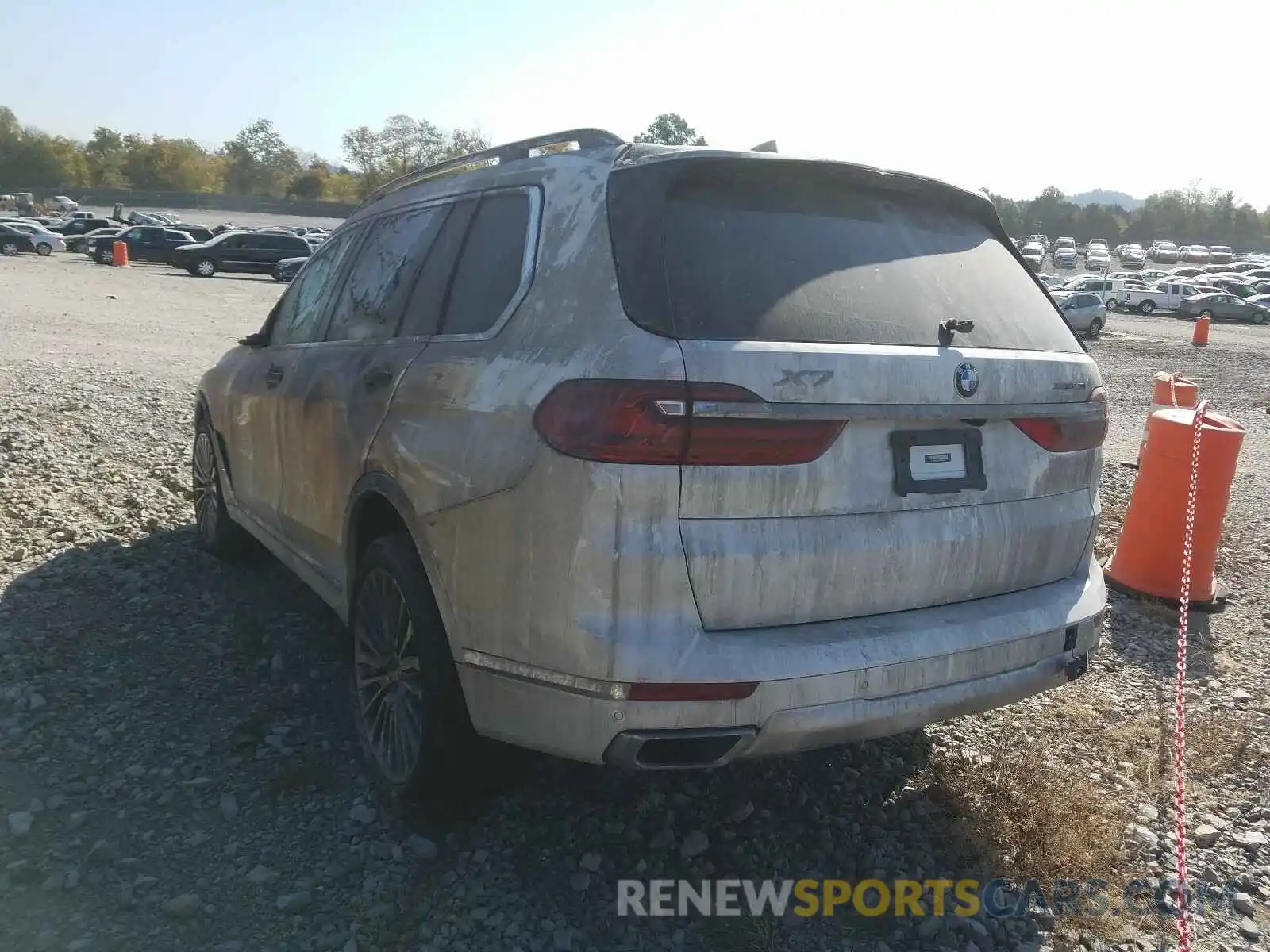 3 Photograph of a damaged car 5UXCW2C0XL9C43254 BMW X7 XDRIVE4 2020