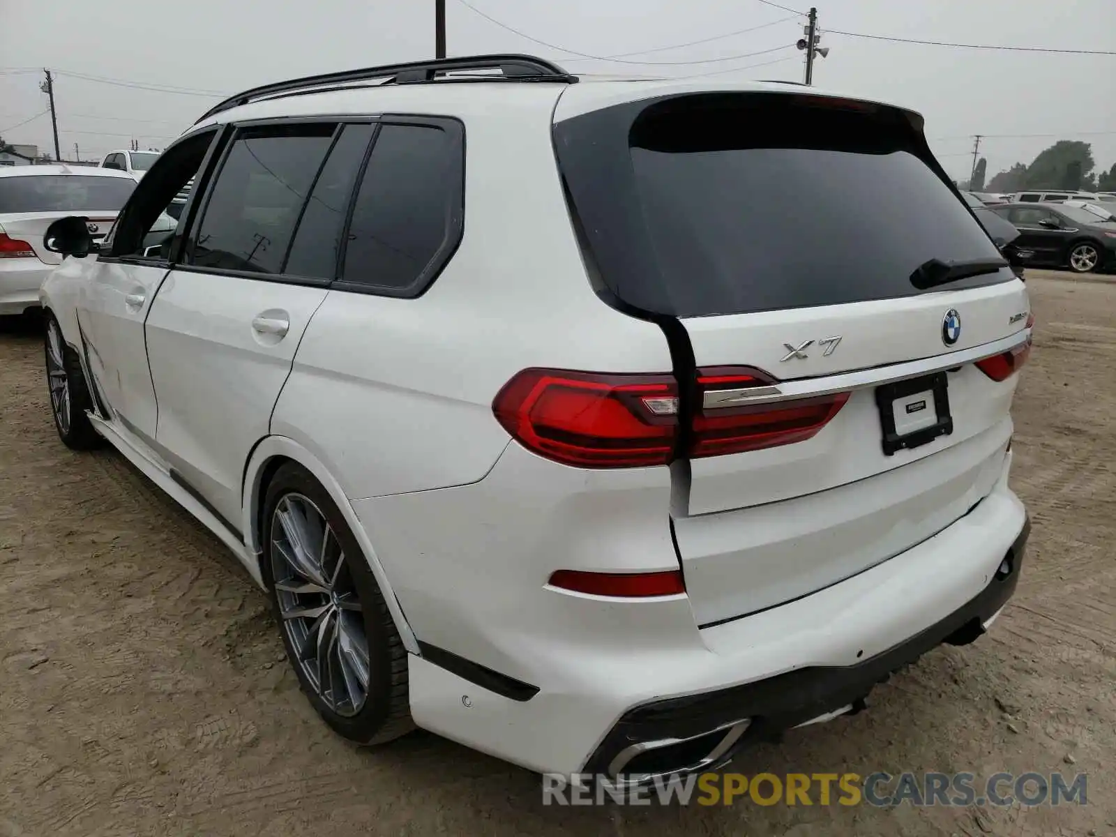 3 Photograph of a damaged car 5UXCX4C52KLS36687 BMW X7 XDRIVE5 2019