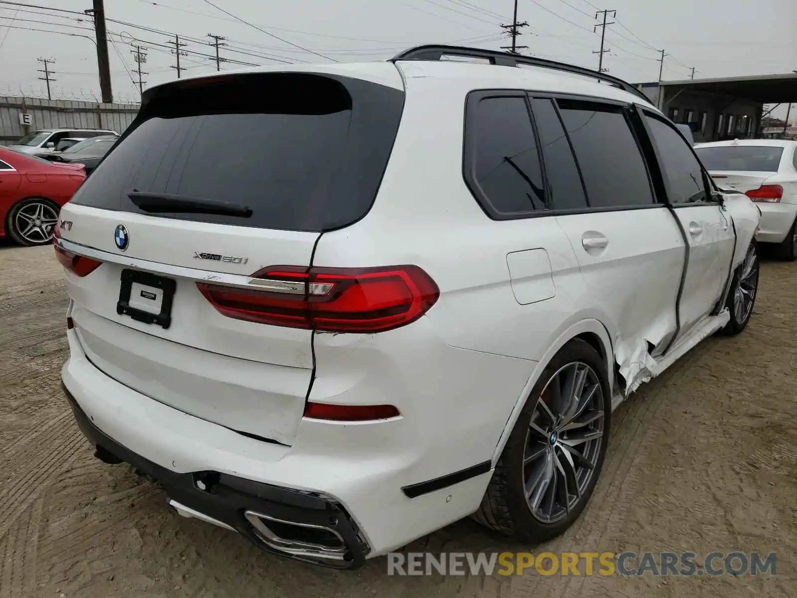 4 Photograph of a damaged car 5UXCX4C52KLS36687 BMW X7 XDRIVE5 2019