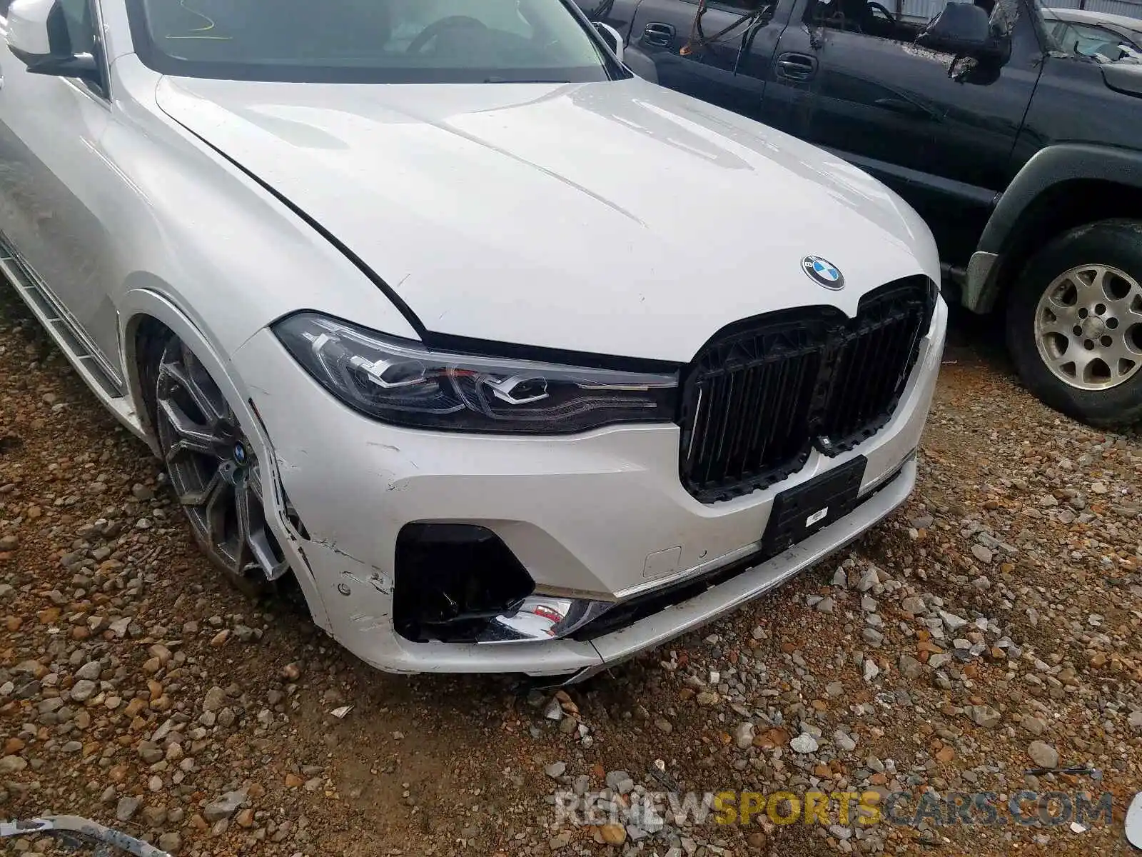 9 Photograph of a damaged car 5UXCX4C58KLS36970 BMW X7 XDRIVE5 2019