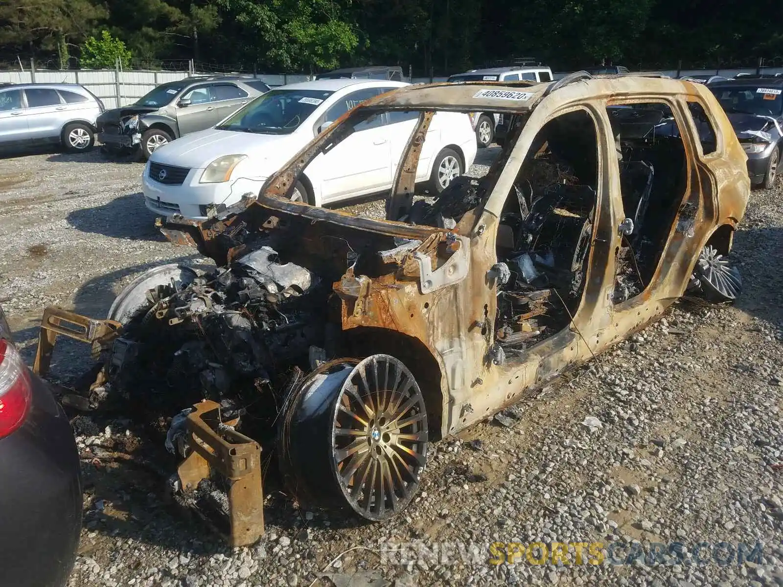 2 Photograph of a damaged car 5UXCX4C59KLS39246 BMW X7 XDRIVE5 2019