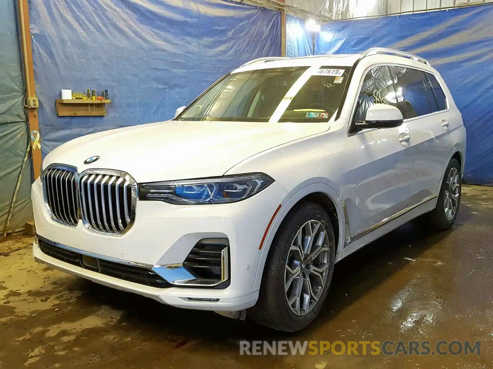 2 Photograph of a damaged car 5UXCX4C5XKLS36128 BMW X7 XDRIVE5 2019