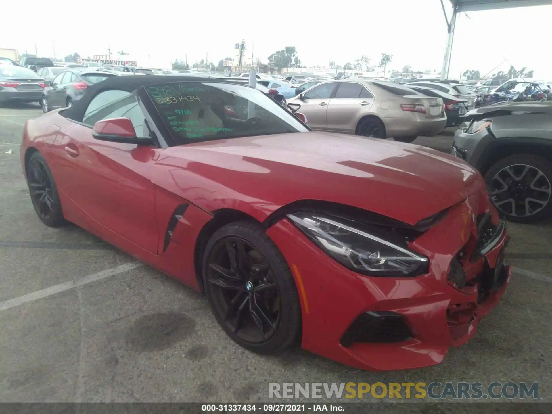 1 Photograph of a damaged car WBAHF3C50KWW15333 BMW Z4 2019