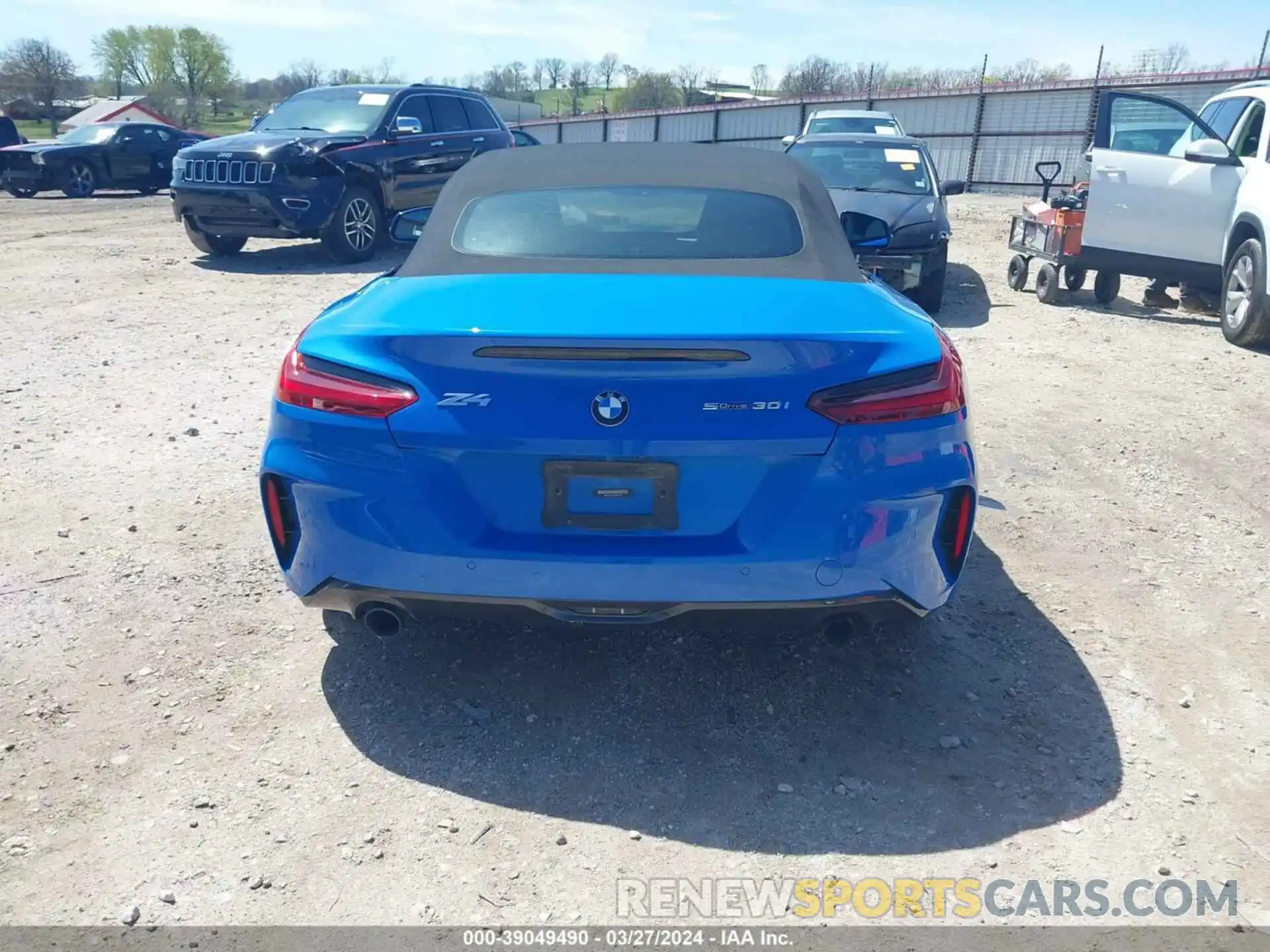 16 Photograph of a damaged car WBAHF3C52KWW22459 BMW Z4 2019