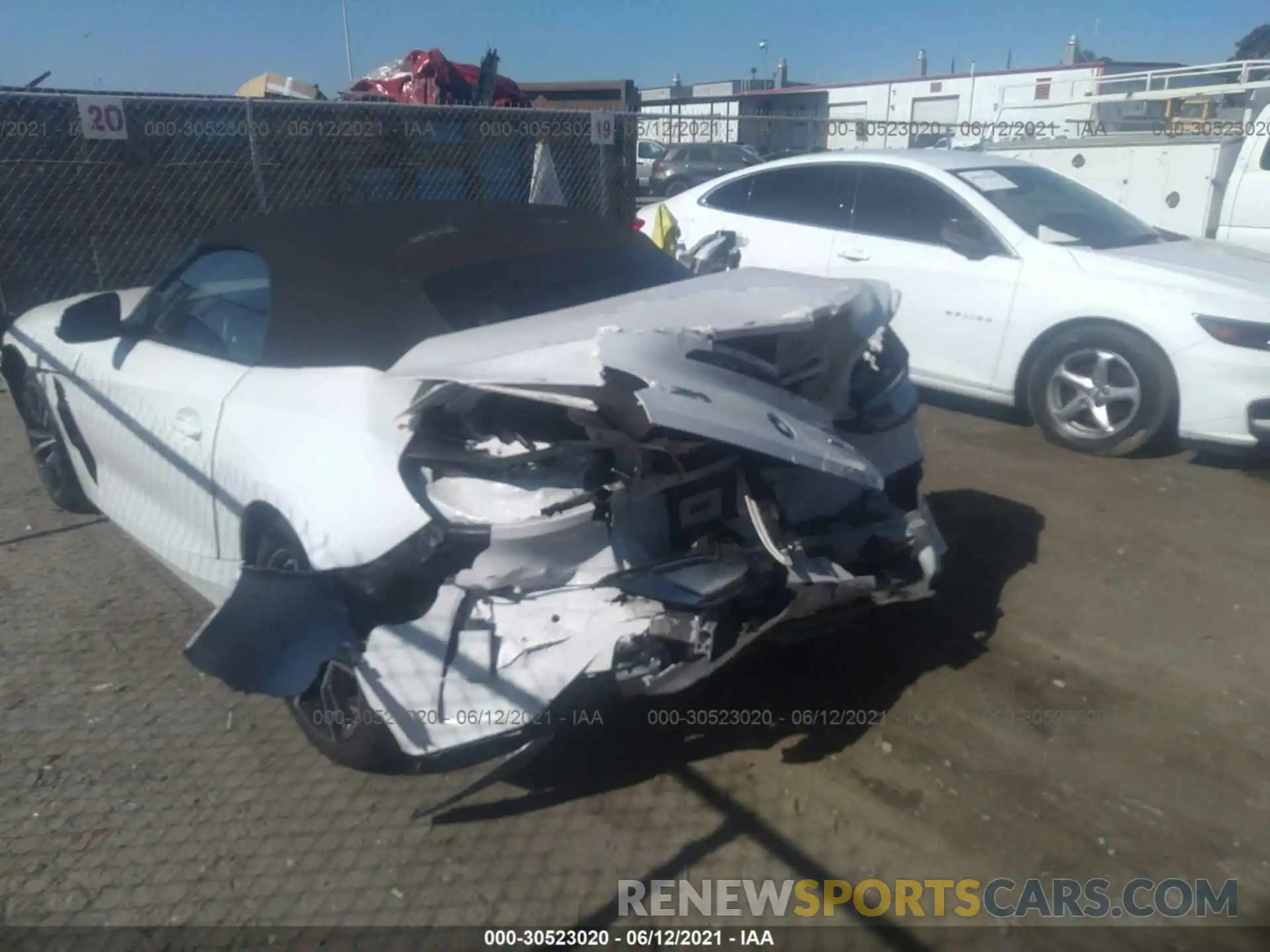 6 Photograph of a damaged car WBAHF3C53KWW16377 BMW Z4 2019