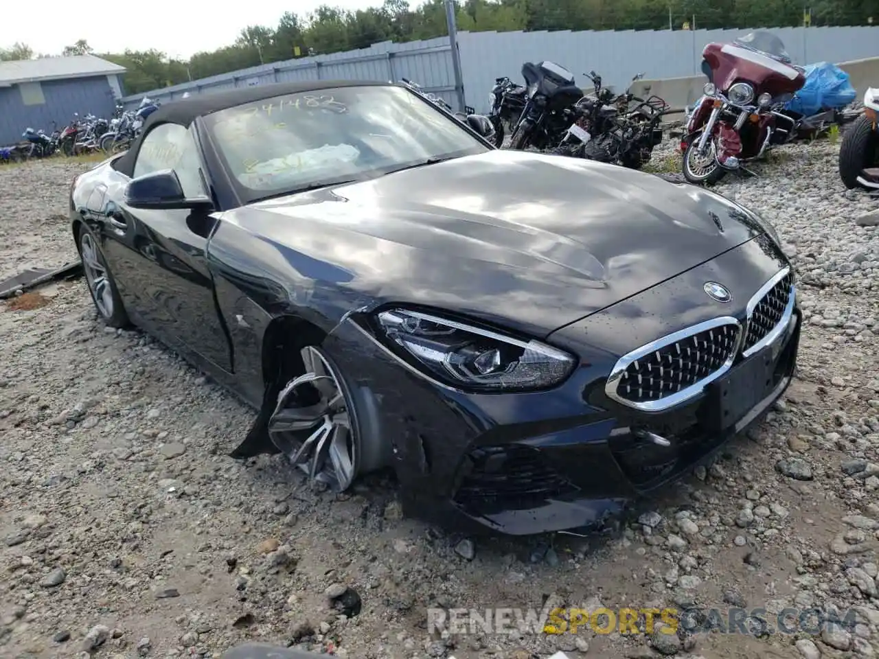 1 Фотография поврежденного автомобиля WBAHF3C53KWW33647 BMW Z4 2019