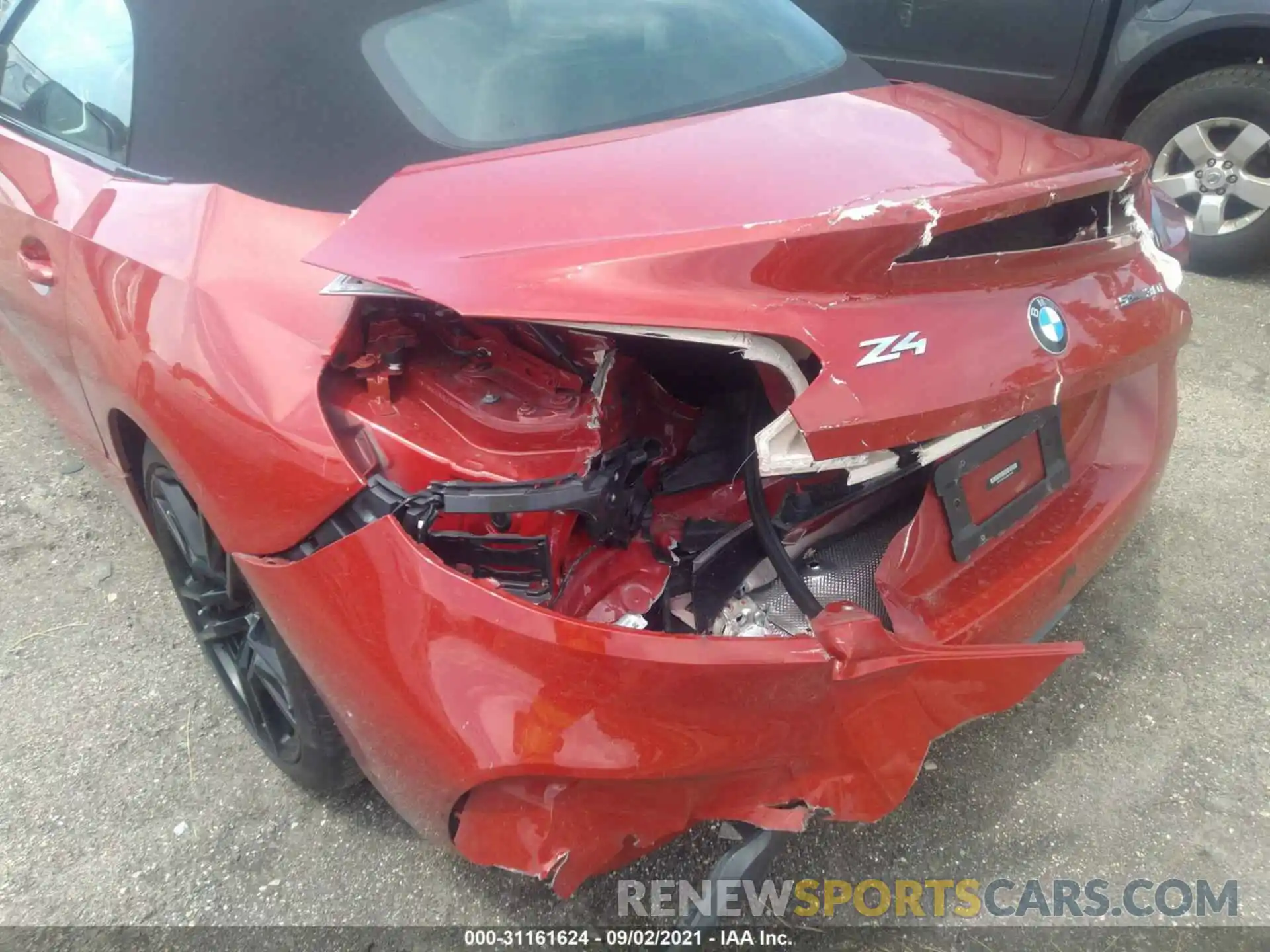 6 Photograph of a damaged car WBAHF3C54KWW03928 BMW Z4 2019