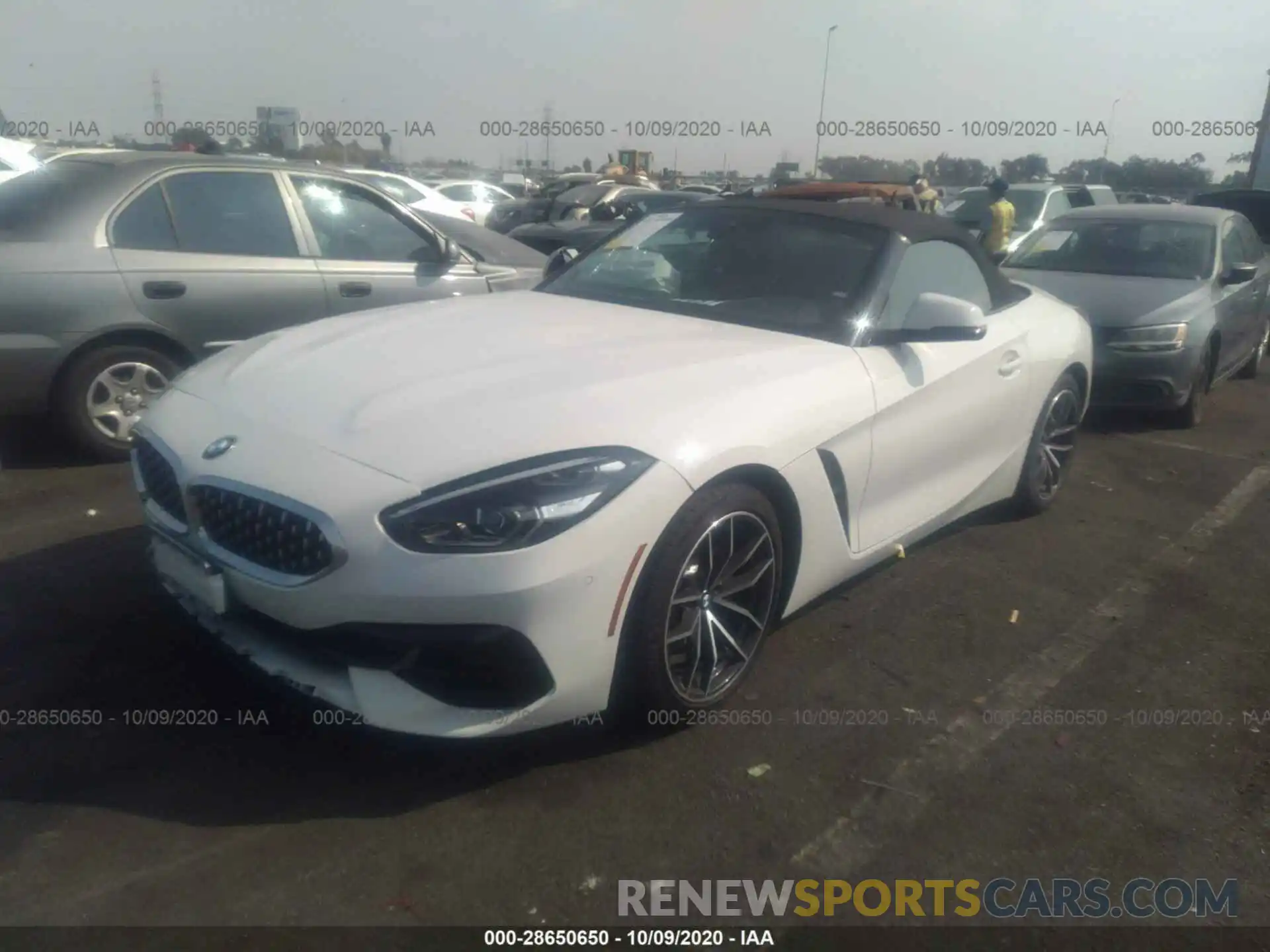 2 Photograph of a damaged car WBAHF3C56KWW40866 BMW Z4 2019