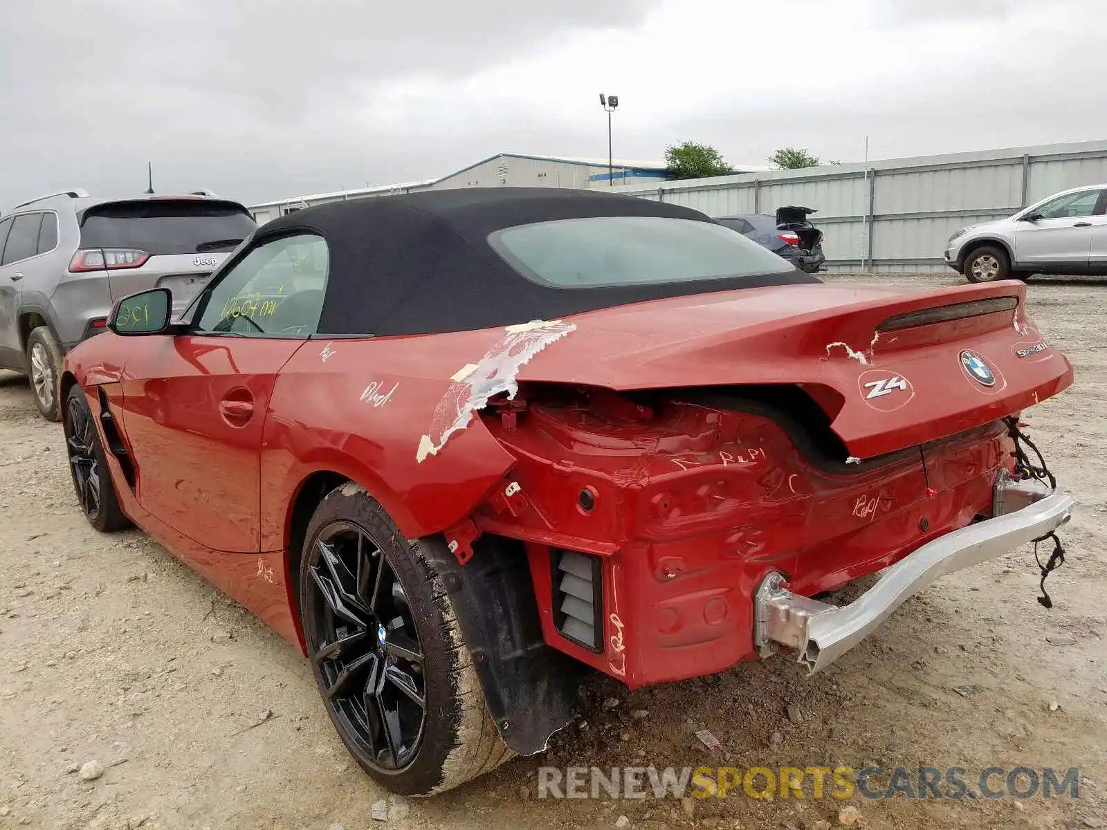 3 Photograph of a damaged car WBAHF3C57KWW22375 BMW Z4 2019