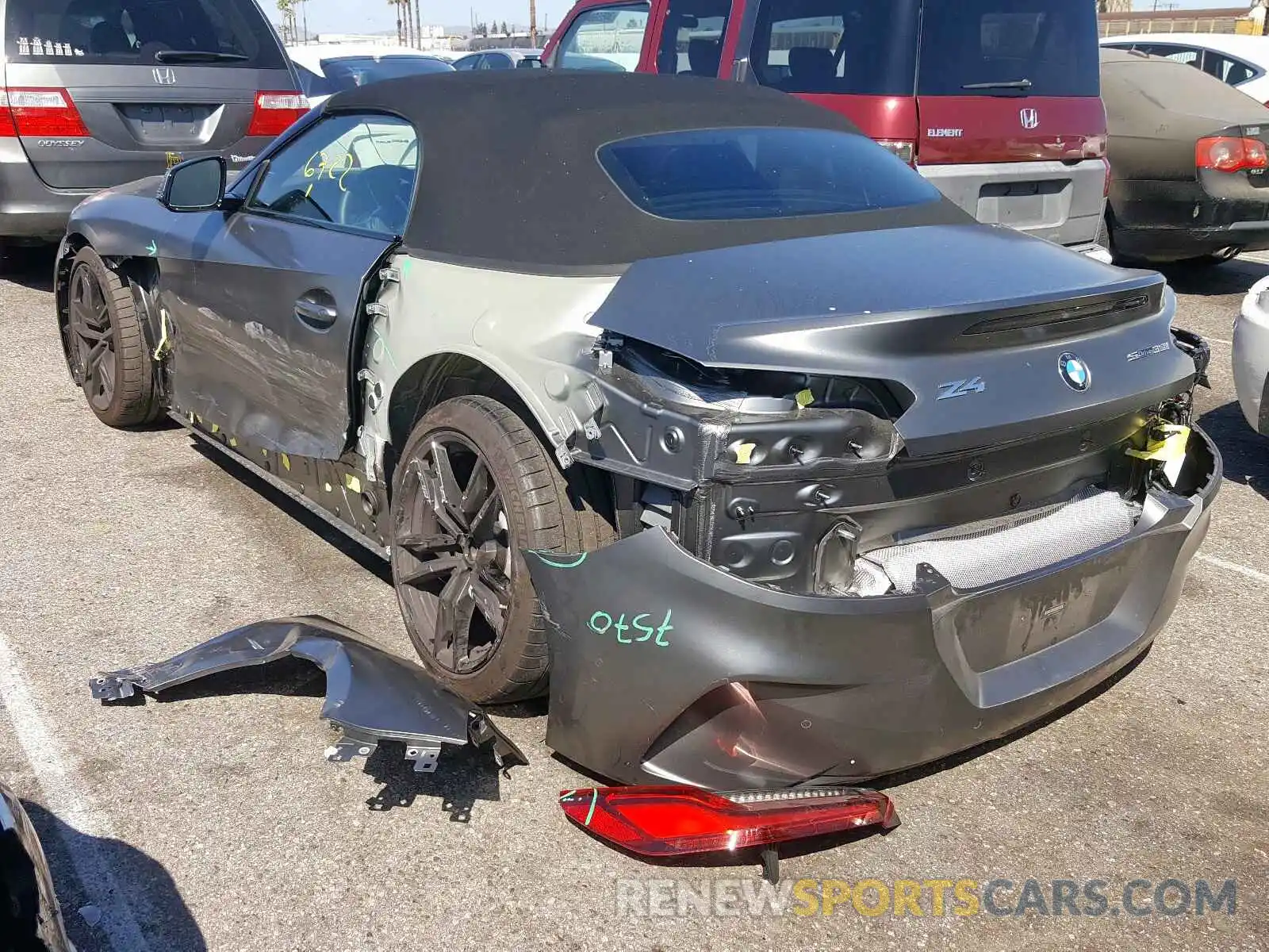 3 Photograph of a damaged car WBAHF3C59KWW35144 BMW Z4 2019