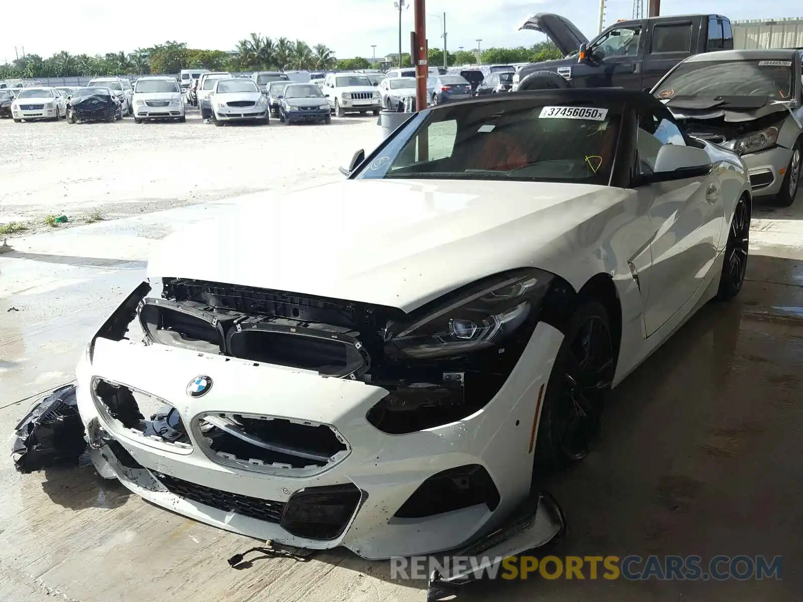 2 Photograph of a damaged car WBAHF3C59KWW46189 BMW Z4 2019