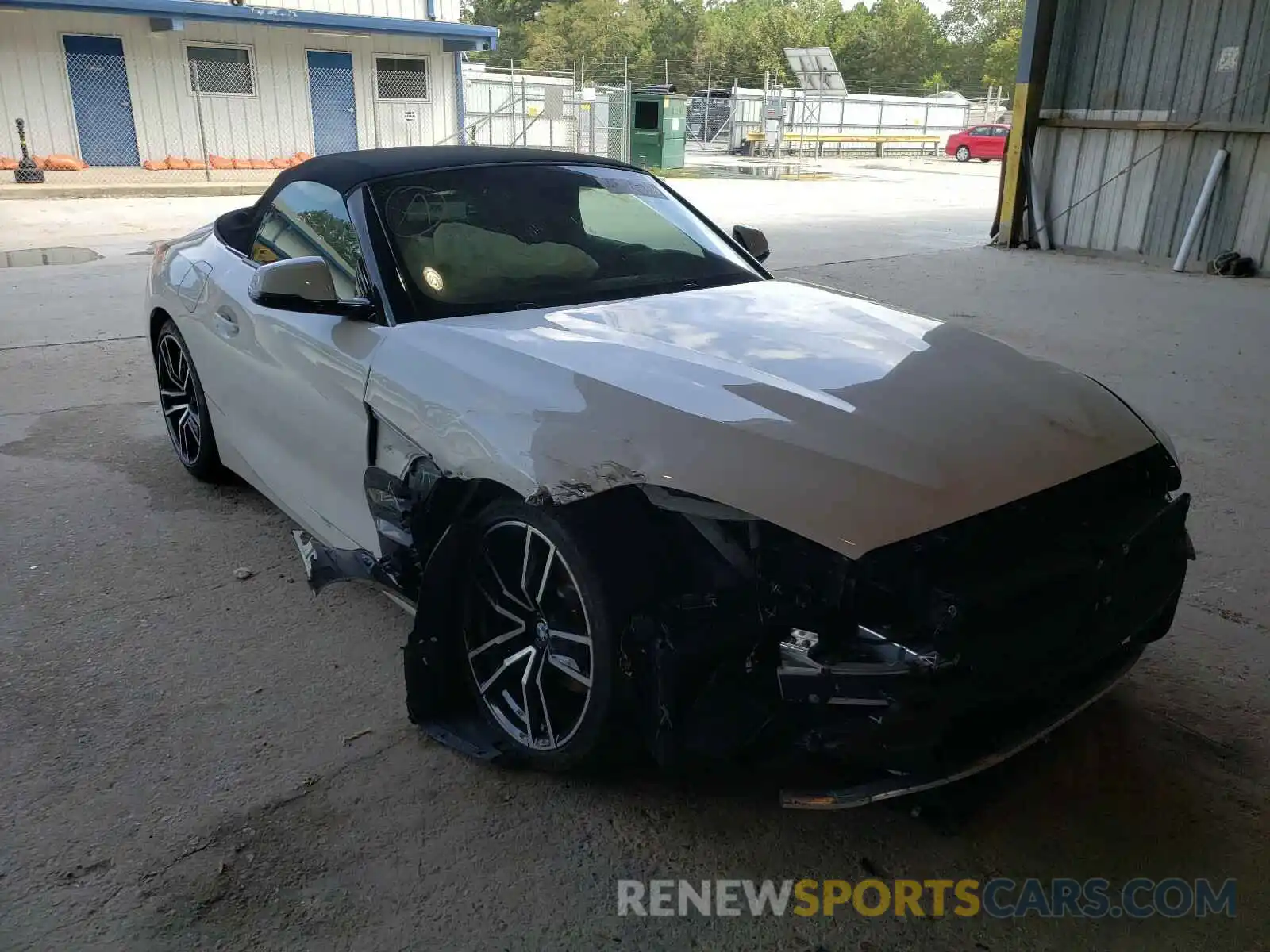 1 Photograph of a damaged car WBAHF3C5XKWW30762 BMW Z4 2019