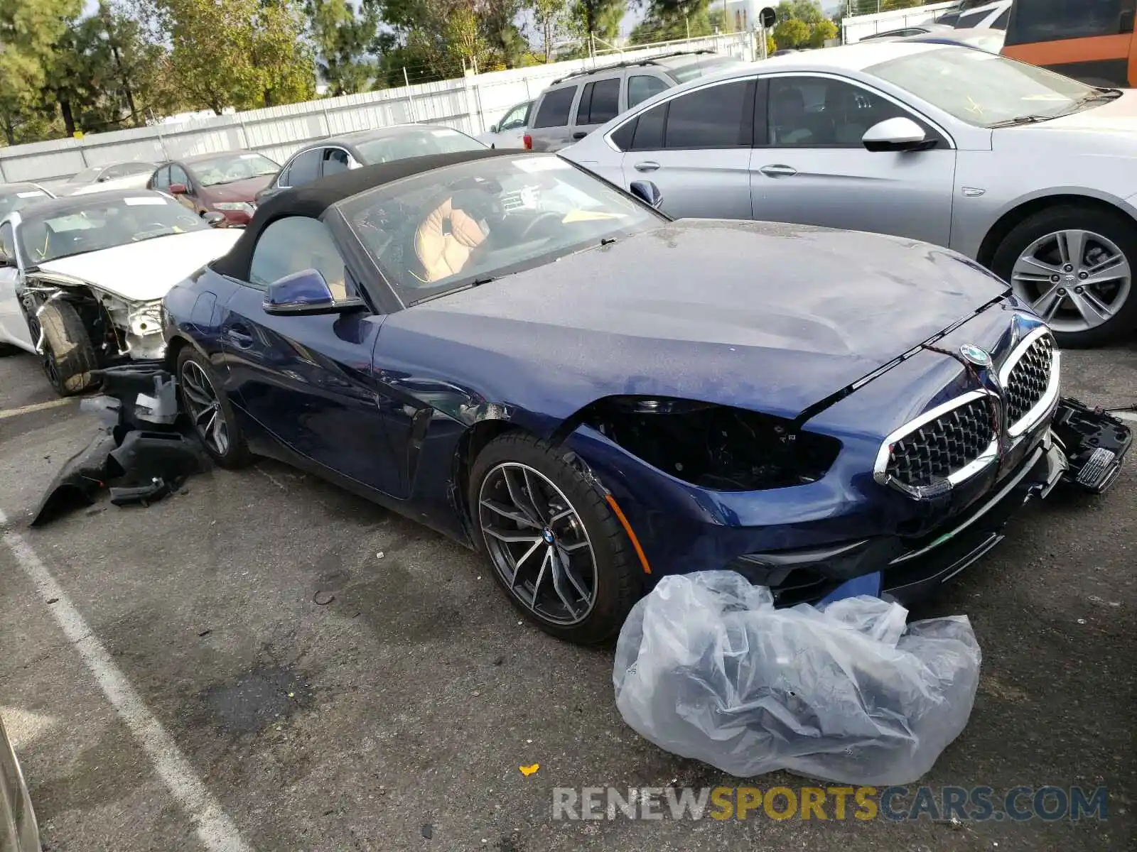 1 Photograph of a damaged car WBAHF3C01LWW67379 BMW Z4 2020