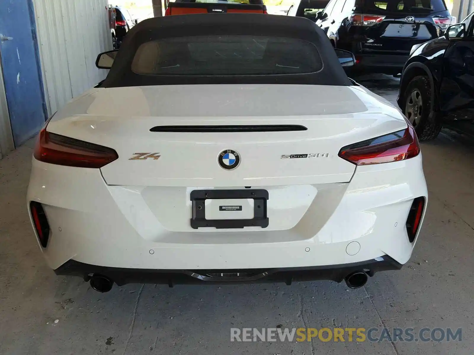 6 Photograph of a damaged car WBAHF3C01LWW74459 BMW Z4 2020