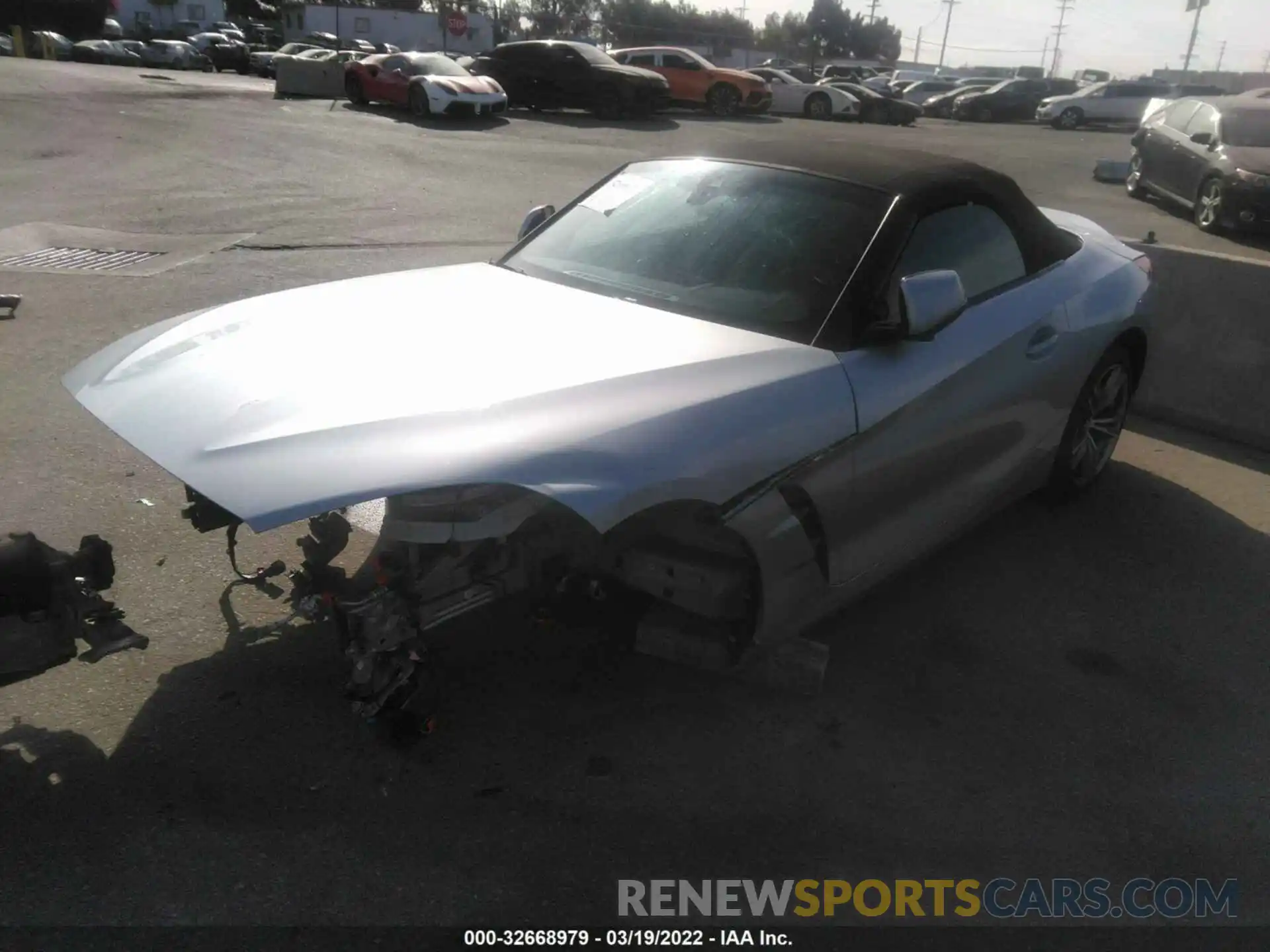 2 Photograph of a damaged car WBAHF3C02LWW79119 BMW Z4 2020