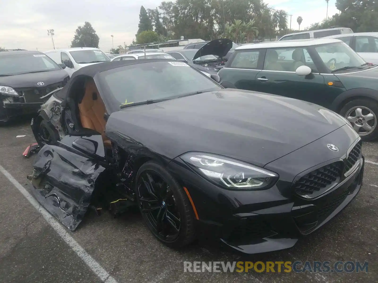 1 Photograph of a damaged car WBAHF3C03LWW65682 BMW Z4 2020