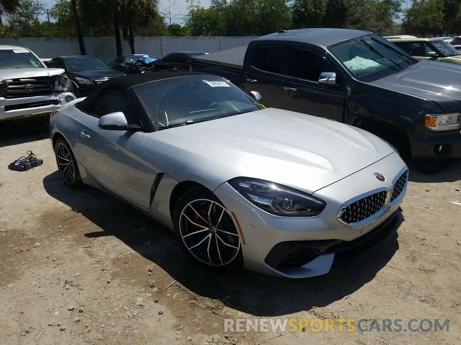 1 Photograph of a damaged car WBAHF3C09LWW80414 BMW Z4 2020