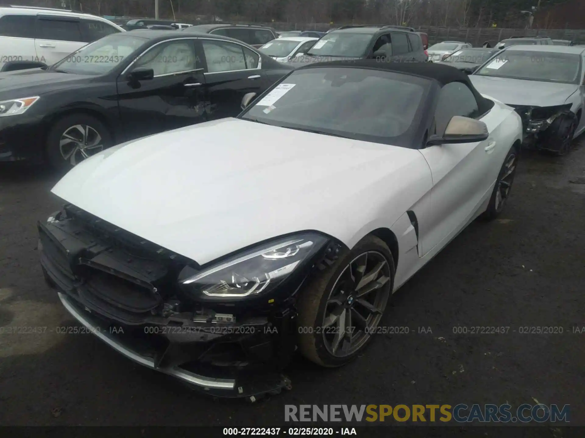 2 Фотография поврежденного автомобиля WBAHF9C01LWW33297 BMW Z4 2020