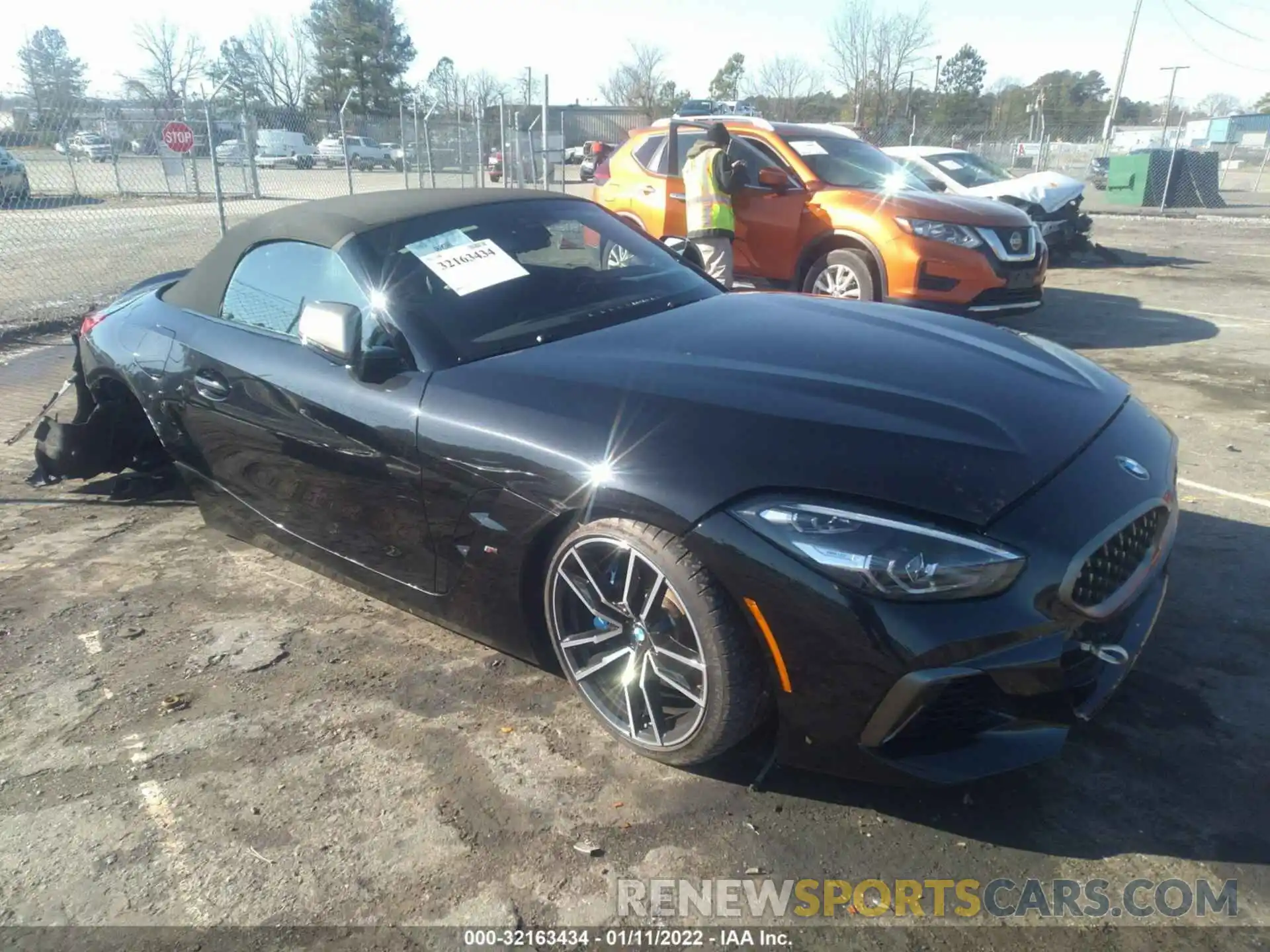 1 Photograph of a damaged car WBAHF9C05MWX17995 BMW Z4 2021