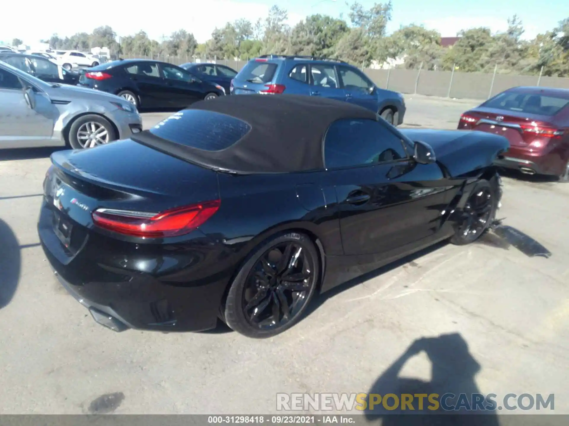 4 Photograph of a damaged car WBAHF9C08MWX27792 BMW Z4 2021