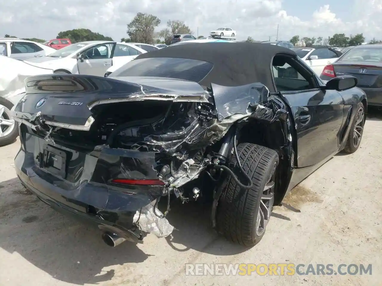 4 Photograph of a damaged car WBAHF3C08NWX39374 BMW Z4 2022