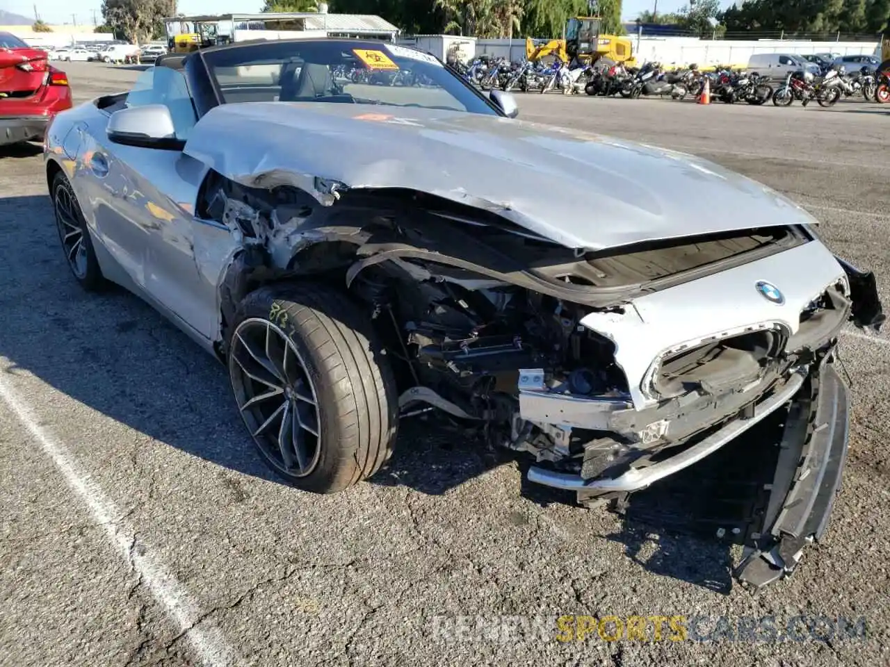 1 Photograph of a damaged car WBAHF3C08NWX42338 BMW Z4 2022