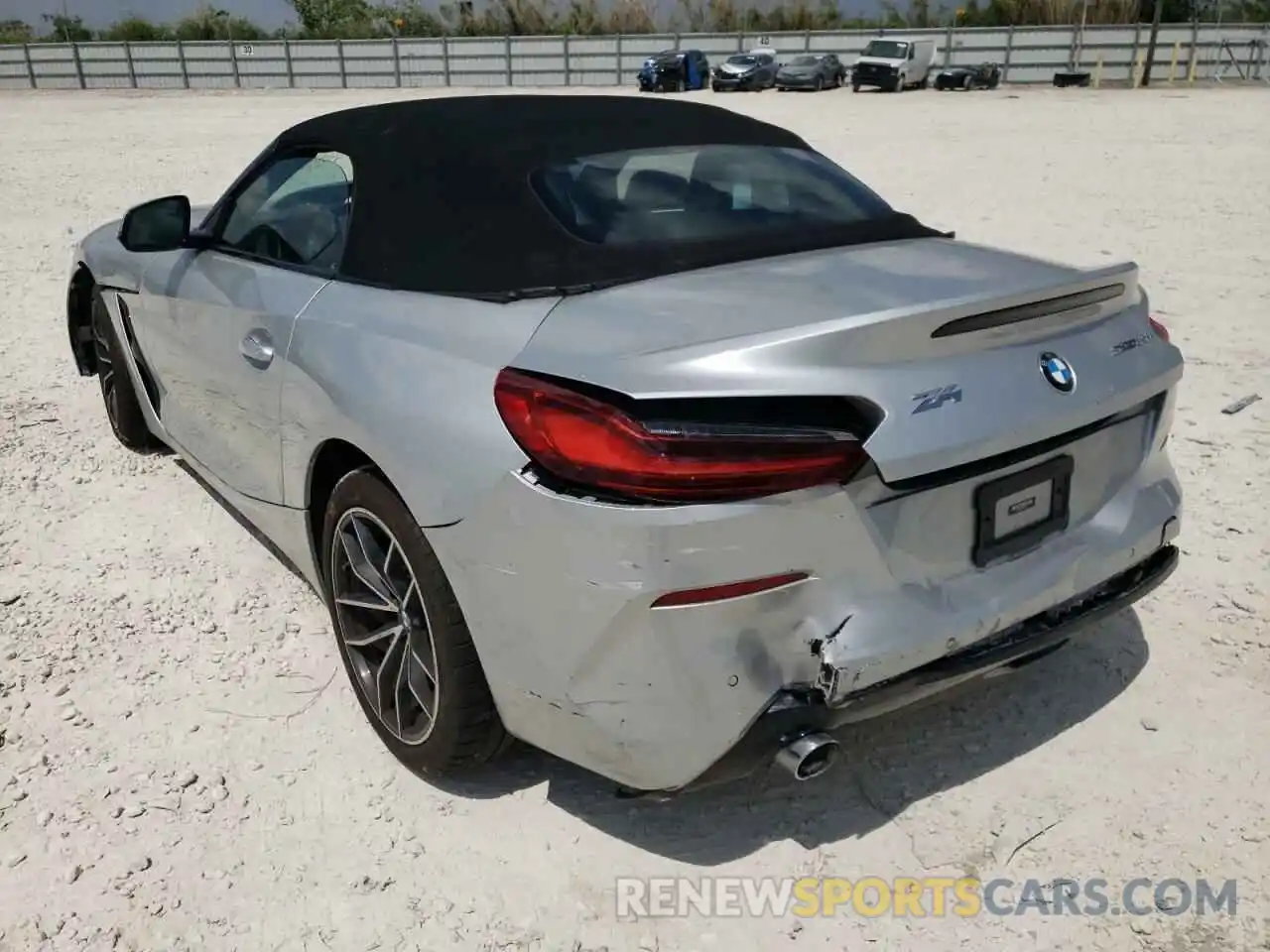 3 Photograph of a damaged car WBAHF3C0XNWX38131 BMW Z4 2022