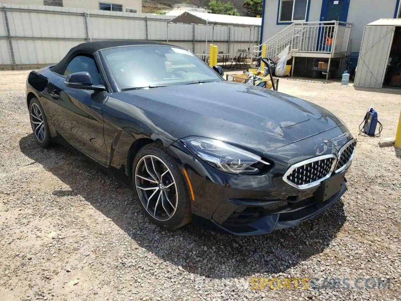 1 Photograph of a damaged car WBAHF3C0XNWX41966 BMW Z4 2022