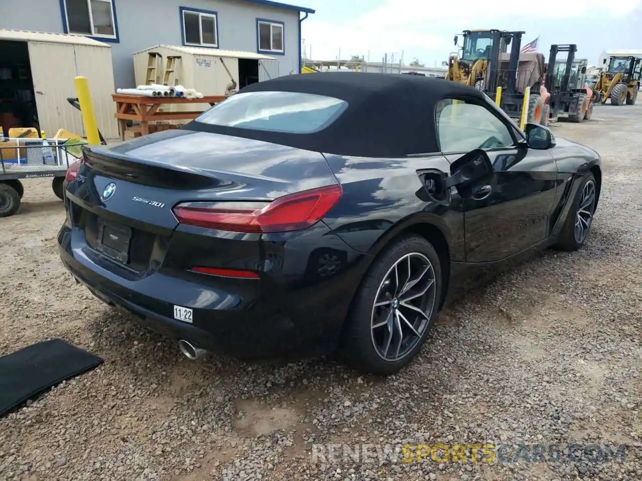 4 Photograph of a damaged car WBAHF3C0XNWX41966 BMW Z4 2022