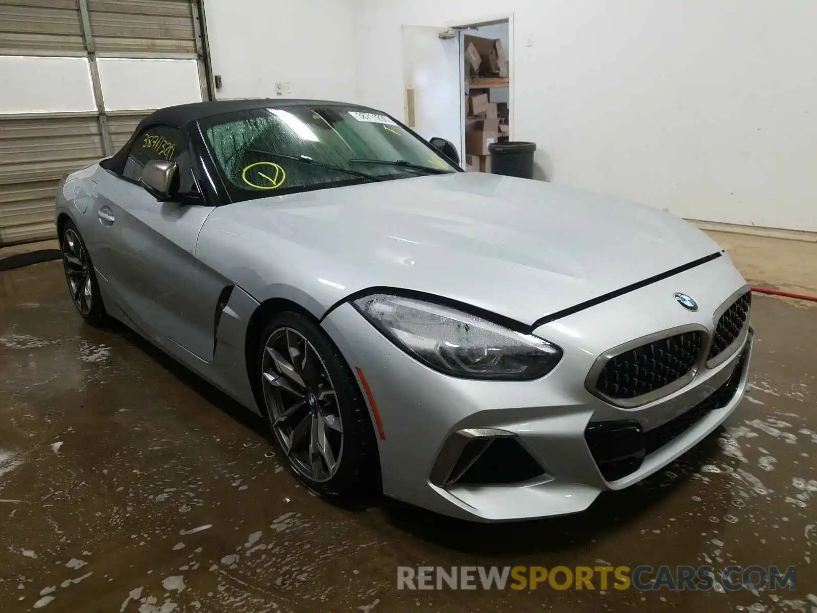 1 Photograph of a damaged car WBAHF9C02LWW46723 BMW Z4 M40I 2020