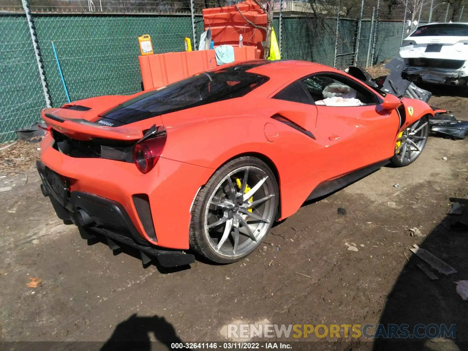 4 Photograph of a damaged car ZFF90HLA8L0249548 FERRARI 488 PISTA 2020