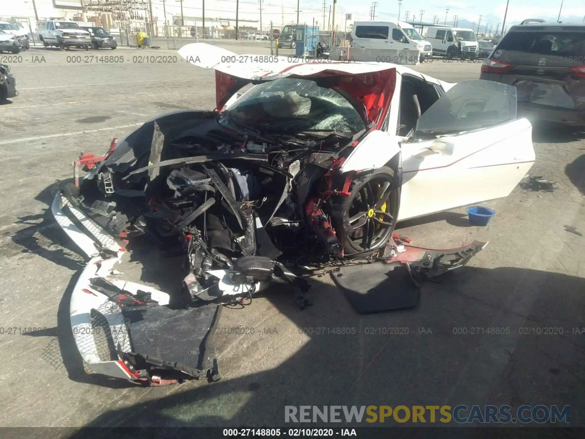 2 Photograph of a damaged car ZFF80AMA6K0239665 FERRARI 488 SPIDER 2019