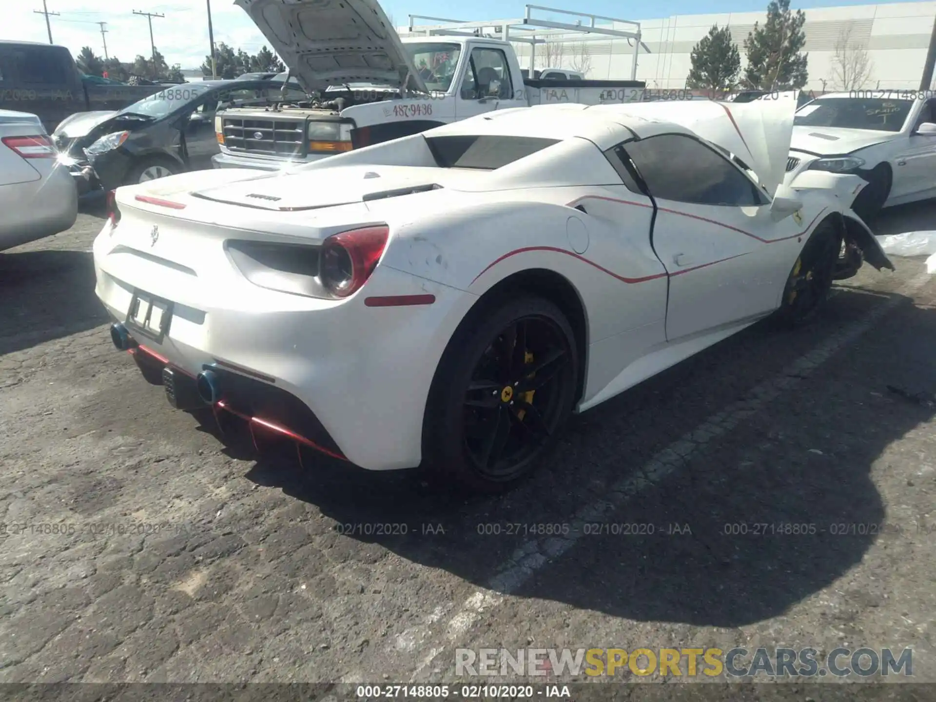 4 Photograph of a damaged car ZFF80AMA6K0239665 FERRARI 488 SPIDER 2019