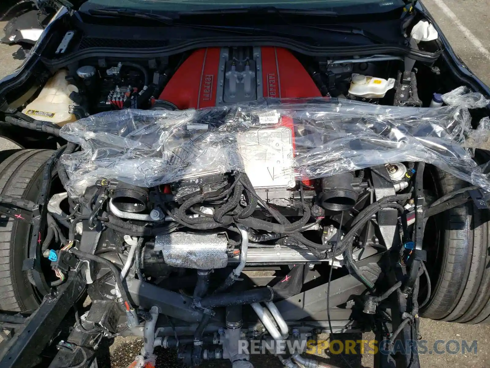 7 Photograph of a damaged car ZFF83CLA2K0241255 FERRARI 812 2019