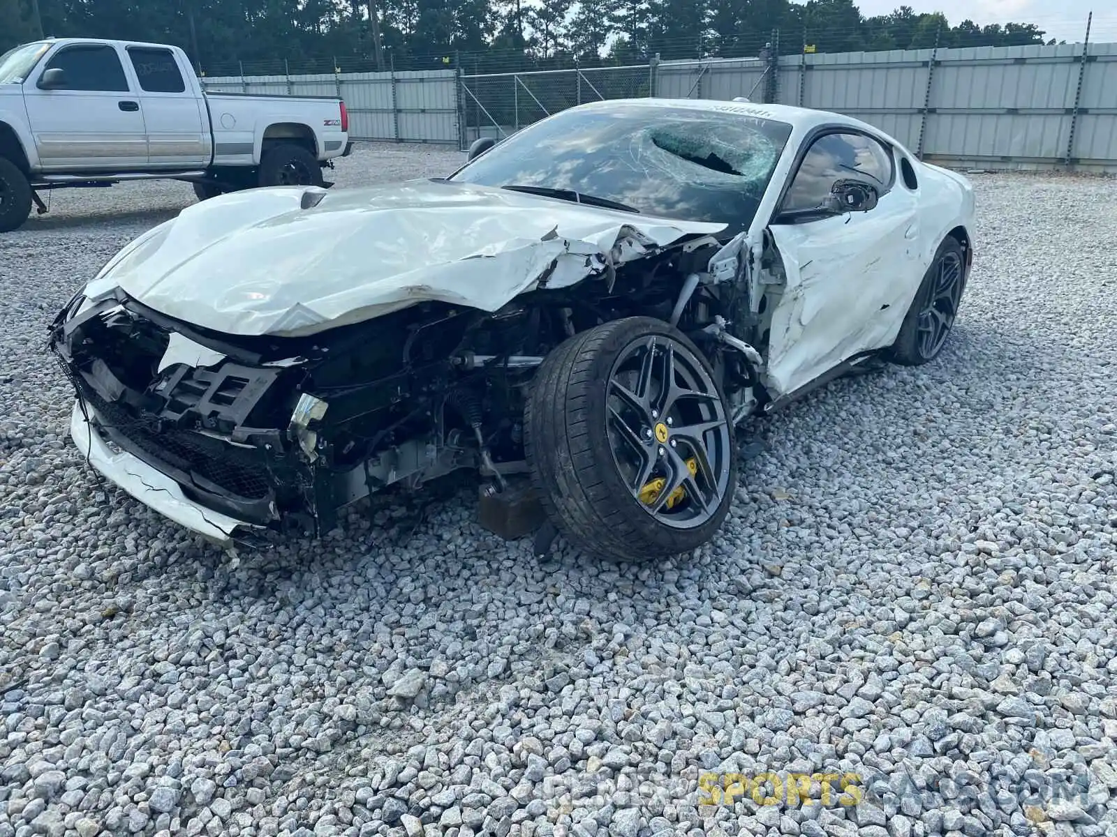 2 Photograph of a damaged car ZFF83CLA4K0239104 FERRARI 812 2019