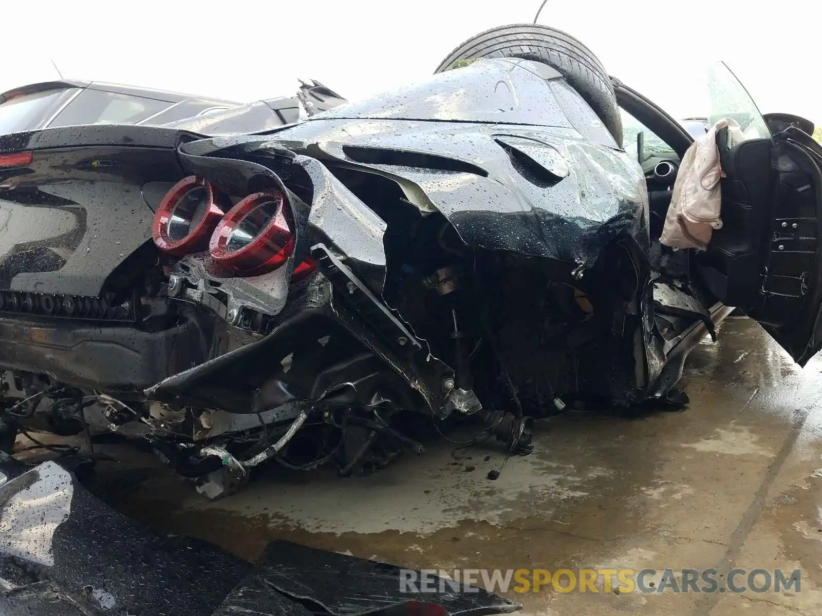 10 Photograph of a damaged car ZFF97CMA3M0264831 FERRARI 812 2021