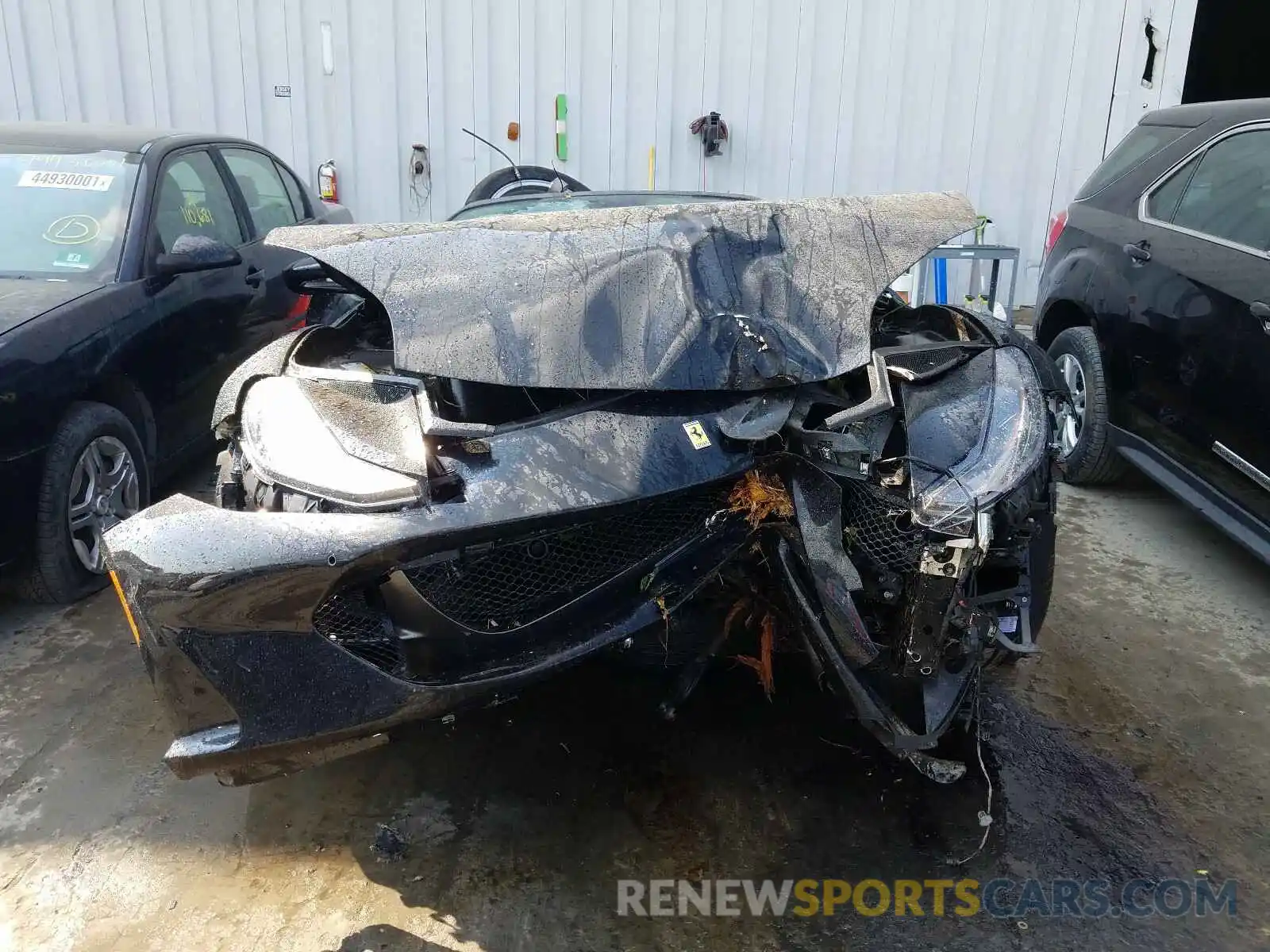 9 Photograph of a damaged car ZFF97CMA3M0264831 FERRARI 812 2021