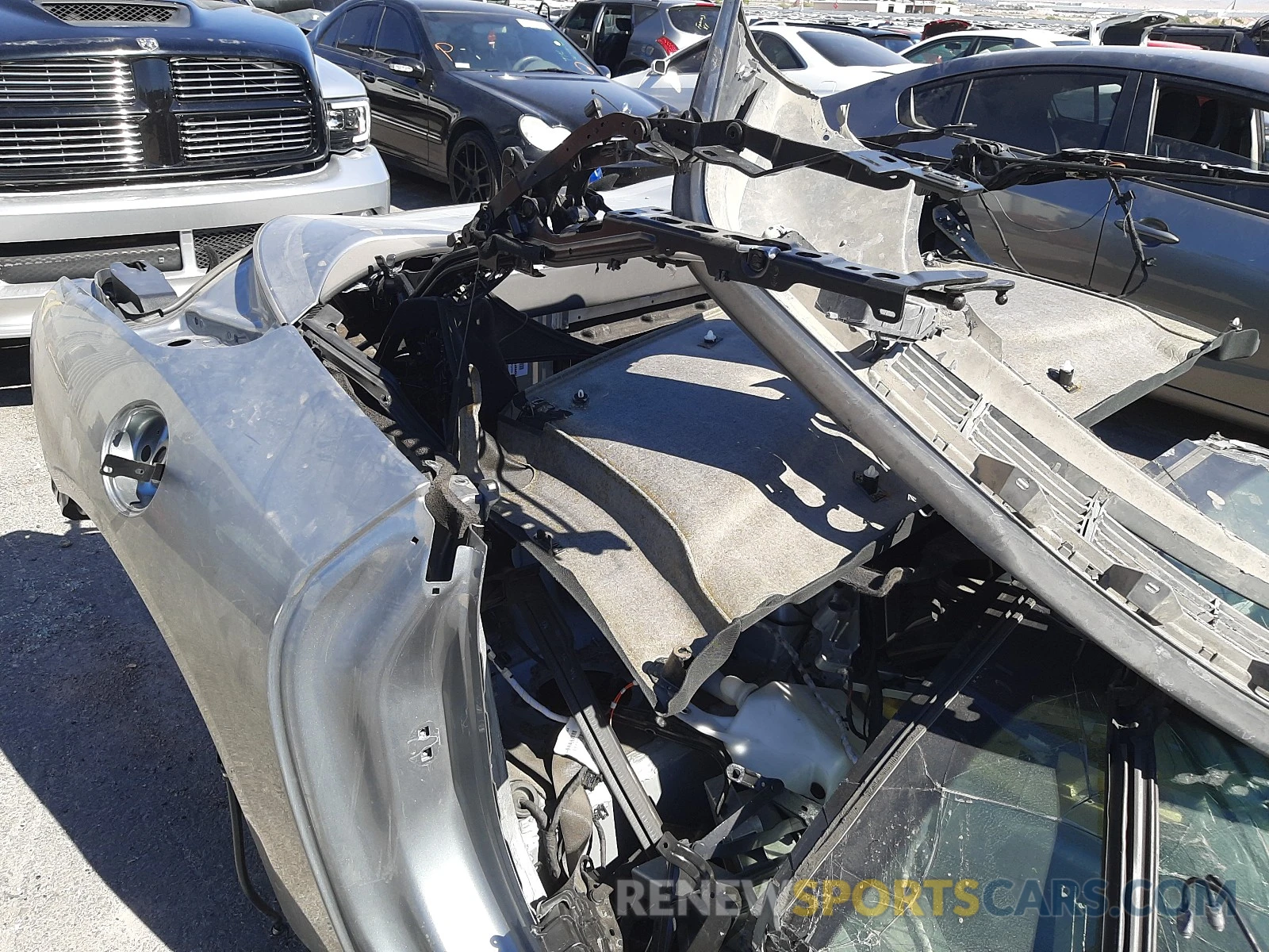 6 Photograph of a damaged car ZFF89FPA5K0242197 FERRARI ALL MODELS 2019