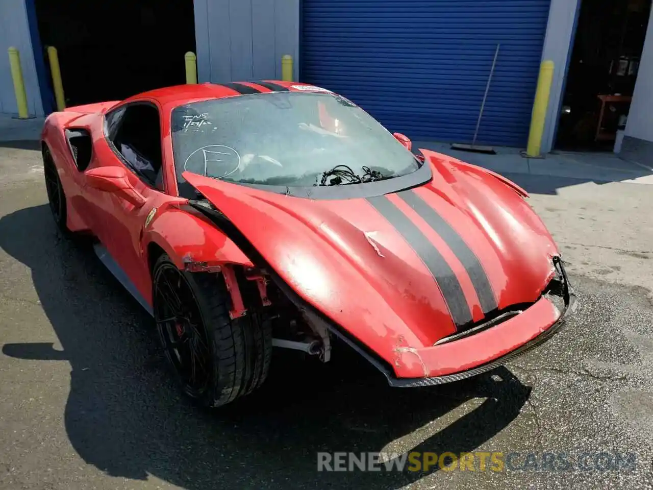 1 Photograph of a damaged car ZFF90HLAXK0241336 FERRARI ALL MODELS 2019