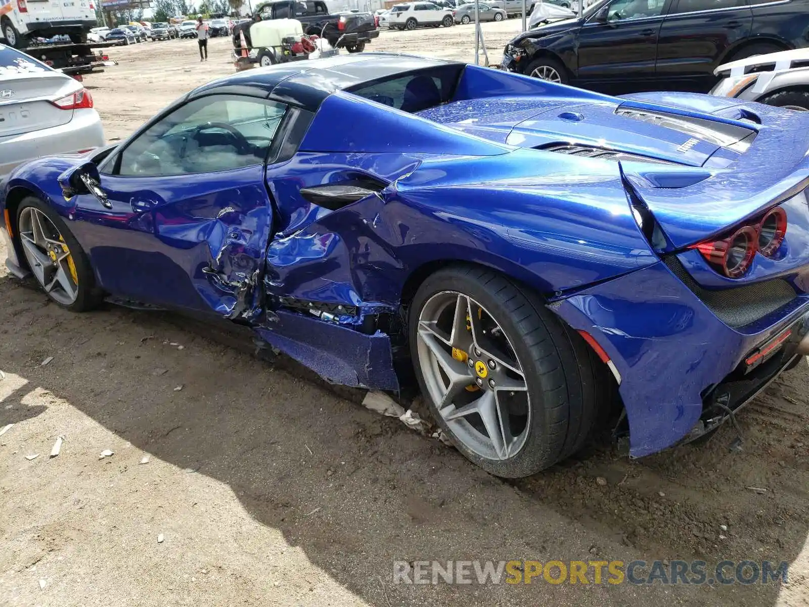 9 Photograph of a damaged car ZFF93LMA0M0264944 FERRARI ALL MODELS 2021