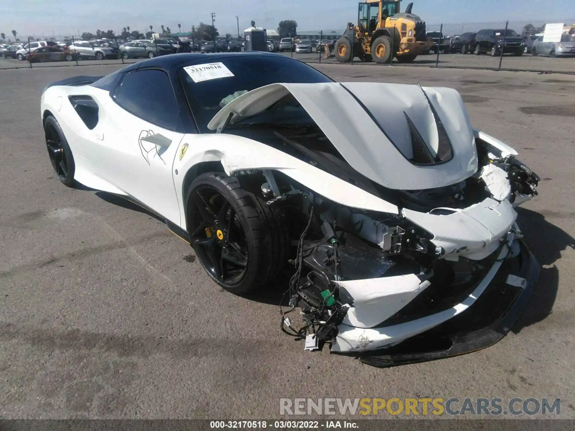 1 Photograph of a damaged car ZFF93LMA4M0263862 FERRARI F8 SPIDER 2021