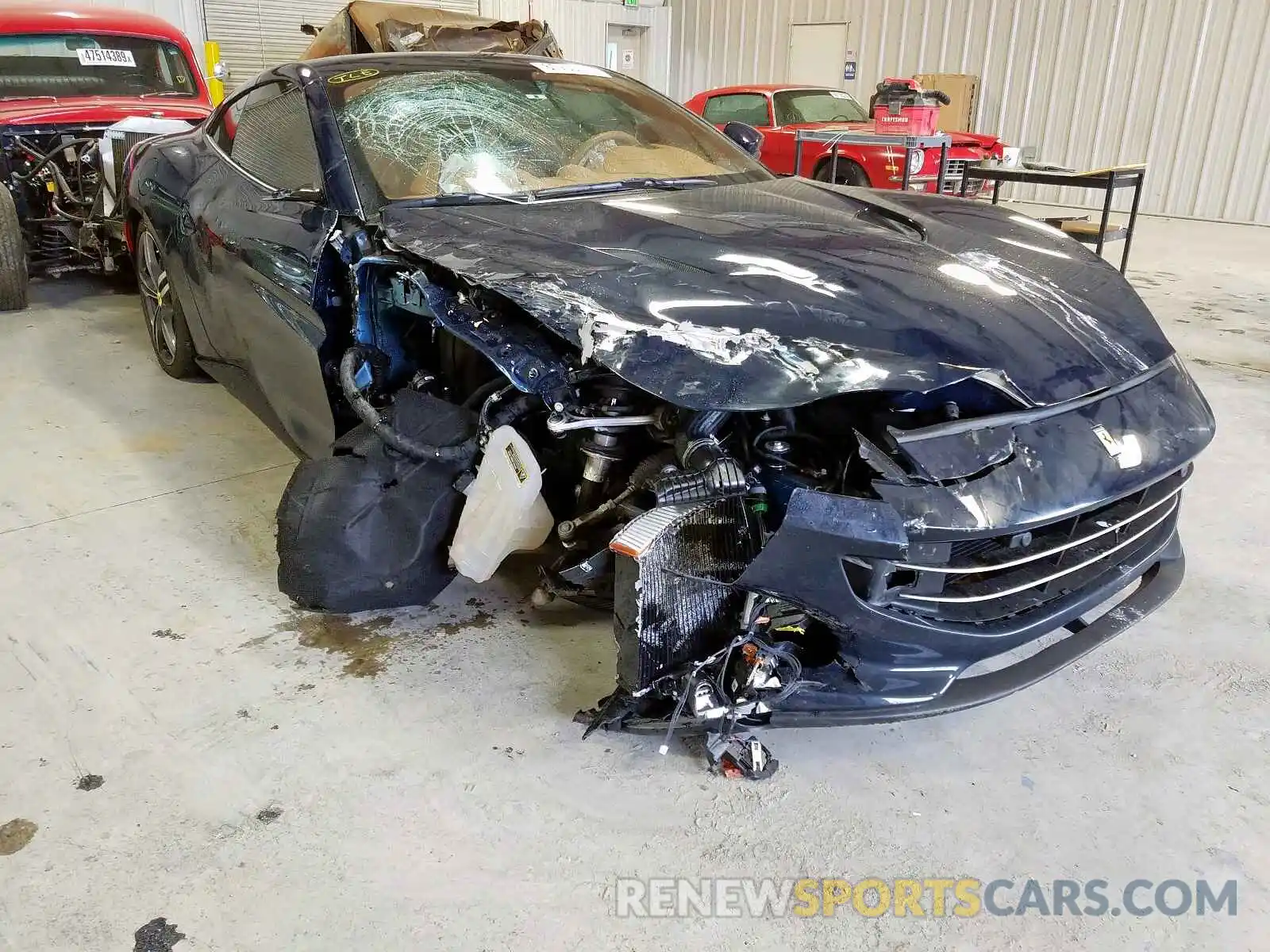 1 Photograph of a damaged car ZFF89FPA3K0240111 FERRARI PORTOFINO 2019