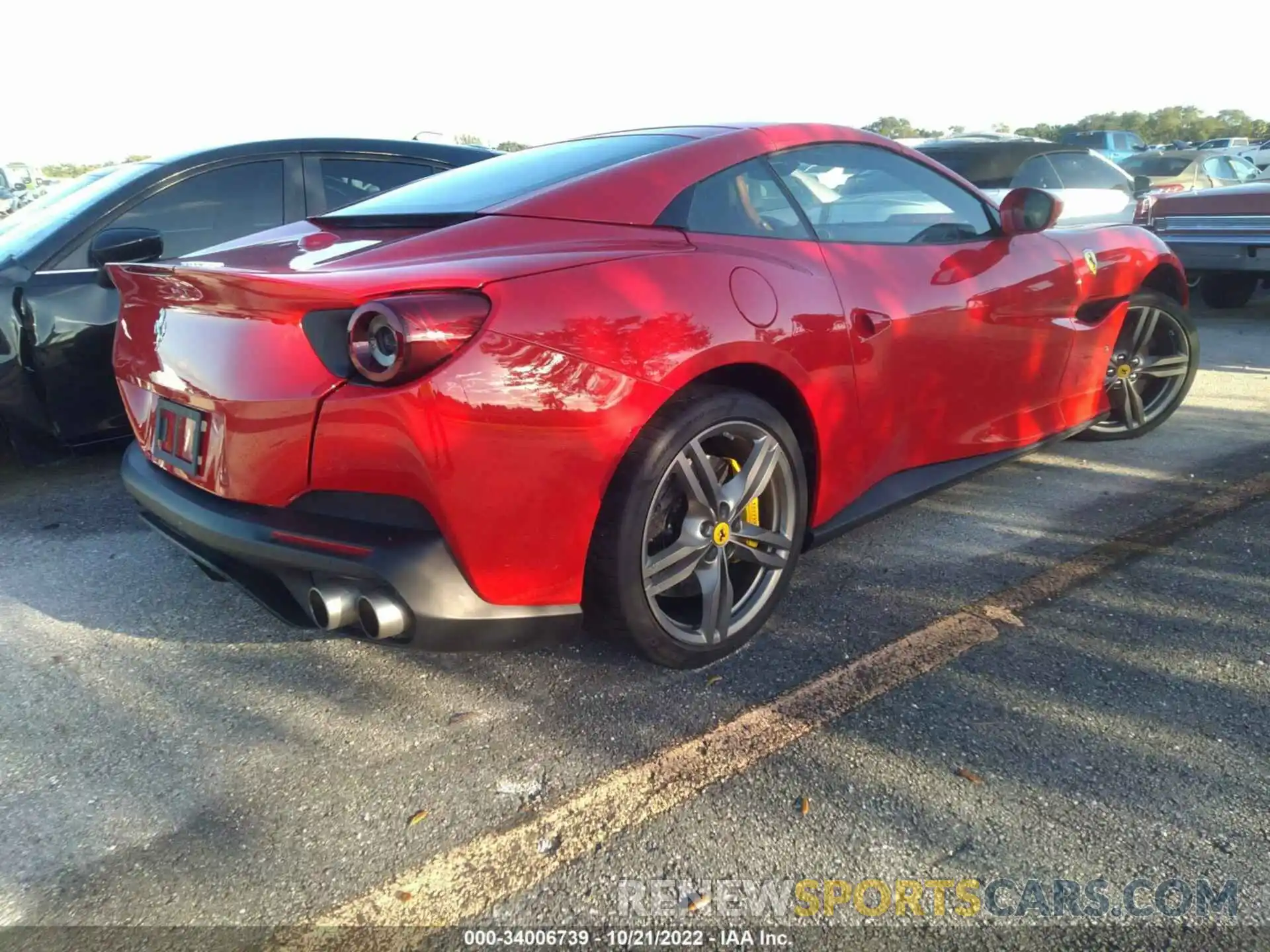 4 Photograph of a damaged car ZFF89FPA3K0241145 FERRARI PORTOFINO 2019