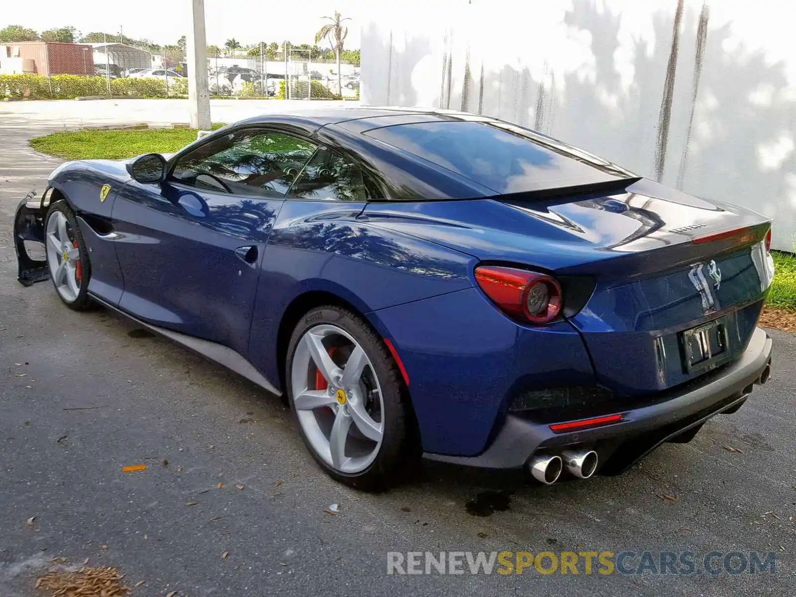 3 Photograph of a damaged car ZFF89FPA7K0241004 FERRARI PORTOFINO 2019