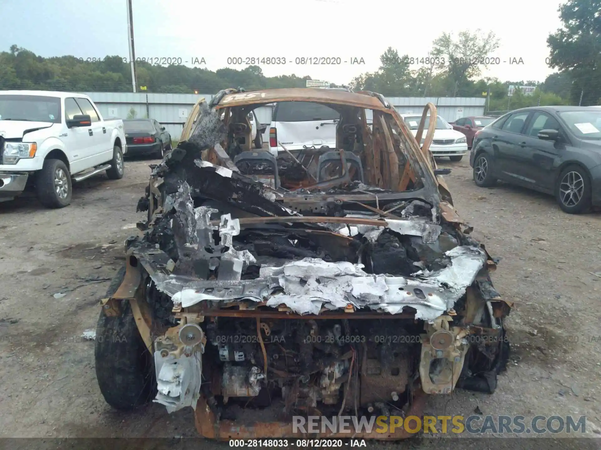 6 Photograph of a damaged car SADFJ2FX0K1Z41148 JAGUAR E-PACE 2019