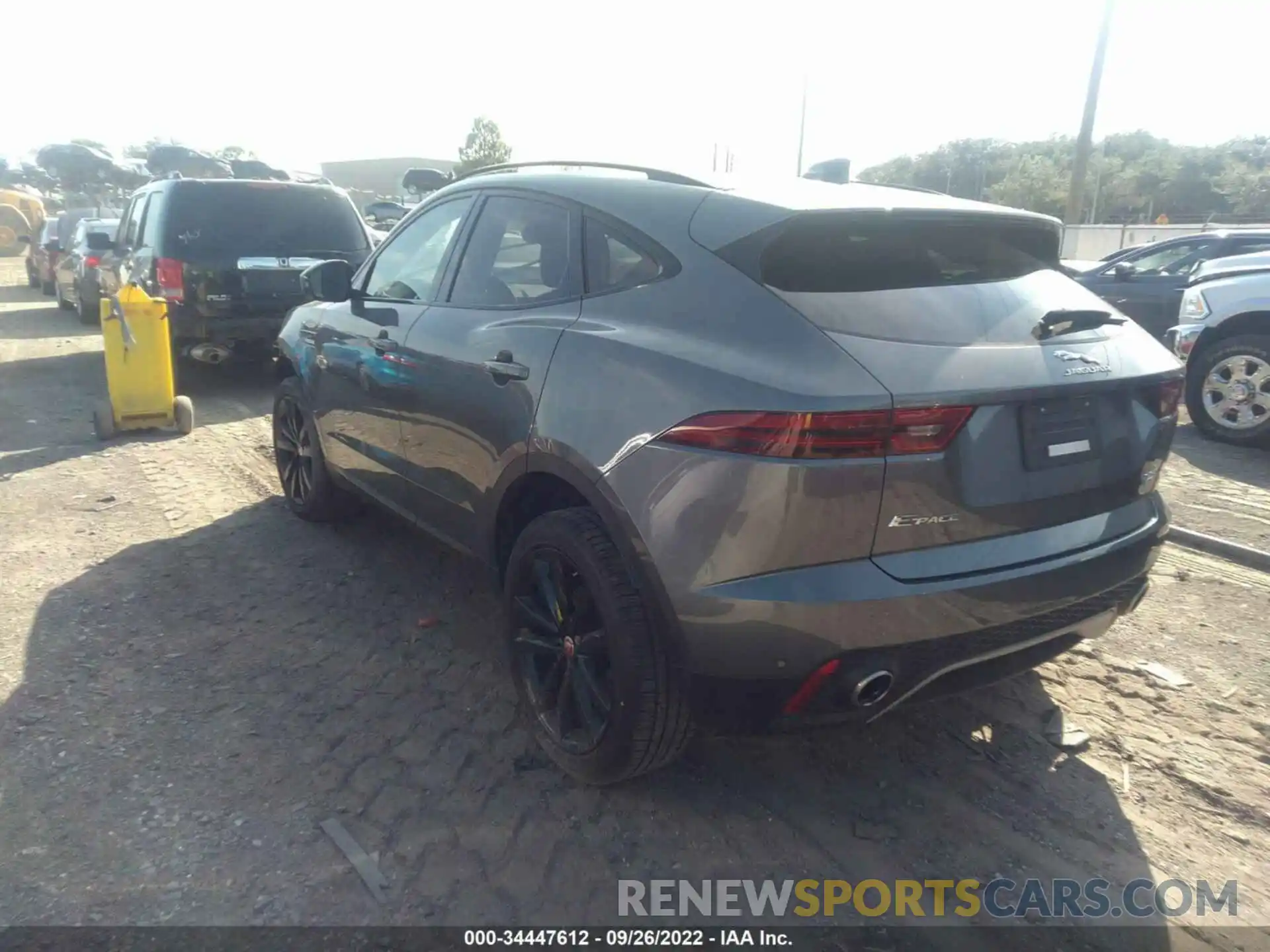 3 Photograph of a damaged car SADFJ2FX4K1Z63749 JAGUAR E-PACE 2019