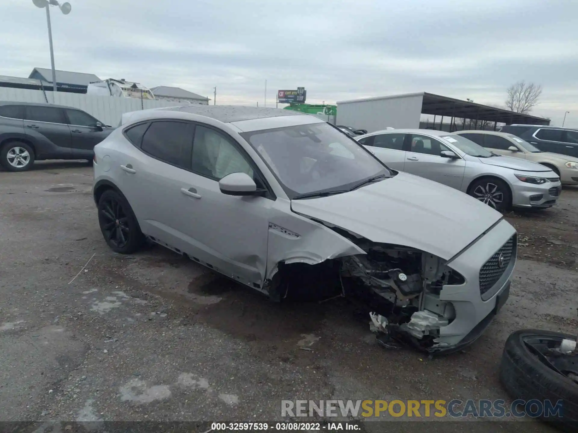 1 Photograph of a damaged car SADFJ2FX9K1Z36384 JAGUAR E-PACE 2019