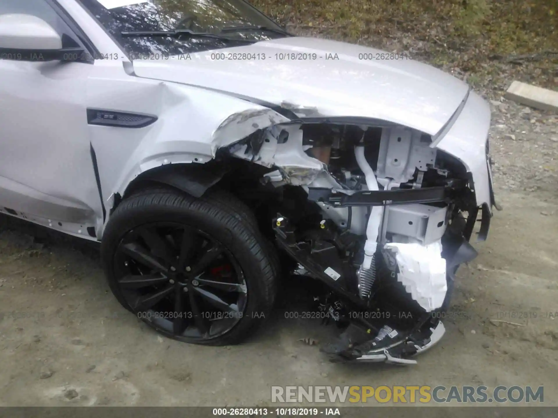 6 Photograph of a damaged car SADFL2GX8K1Z53041 JAGUAR E-PACE 2019