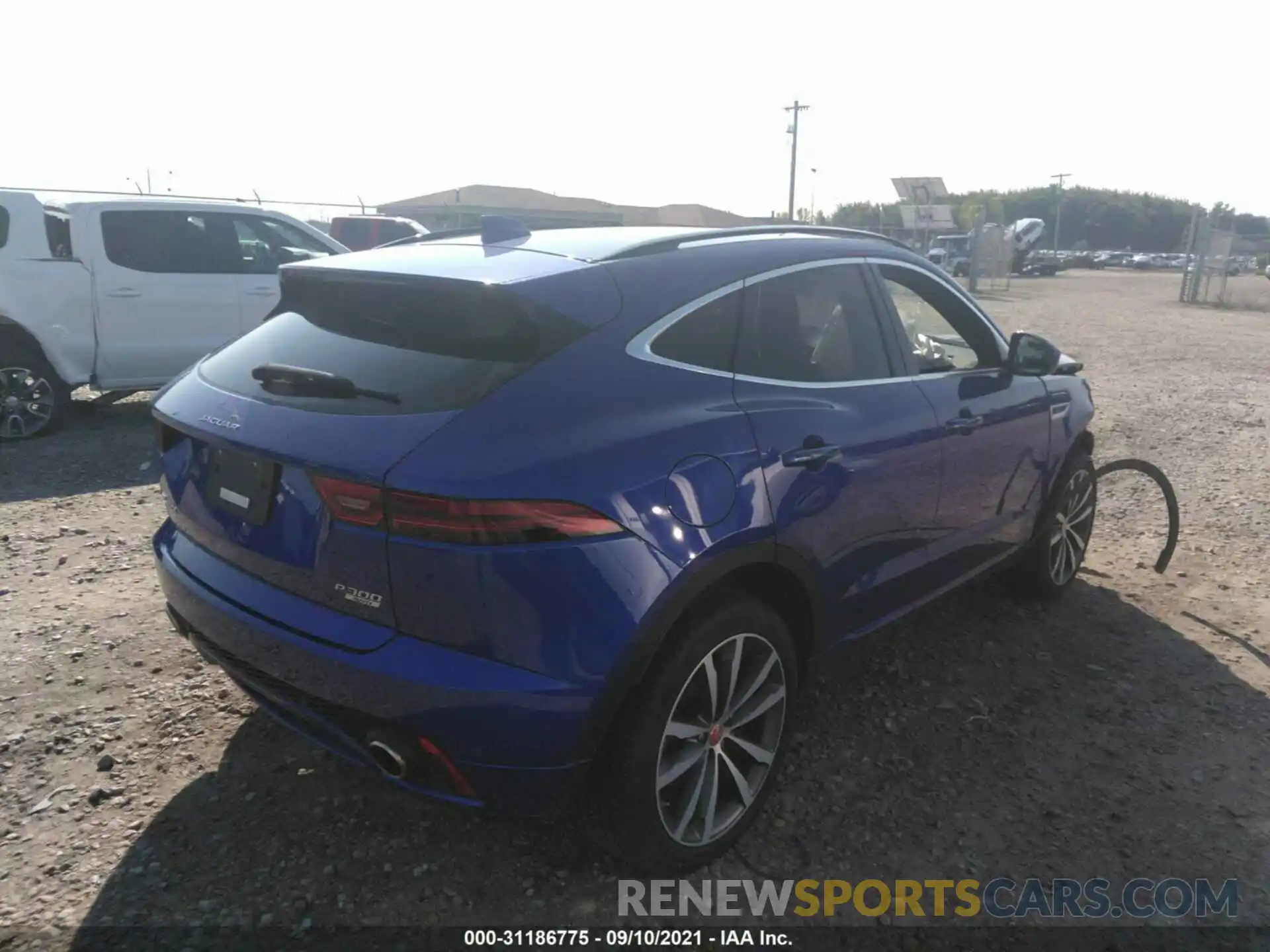 4 Photograph of a damaged car SADFL2GX8K1Z69448 JAGUAR E-PACE 2019